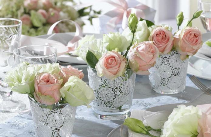 Flores en la mesa