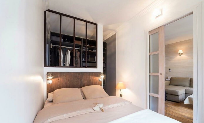 Planificación y zonificación de un dormitorio estrecho
