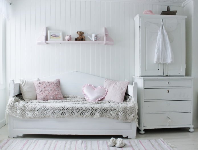 habitación infantil en blanco