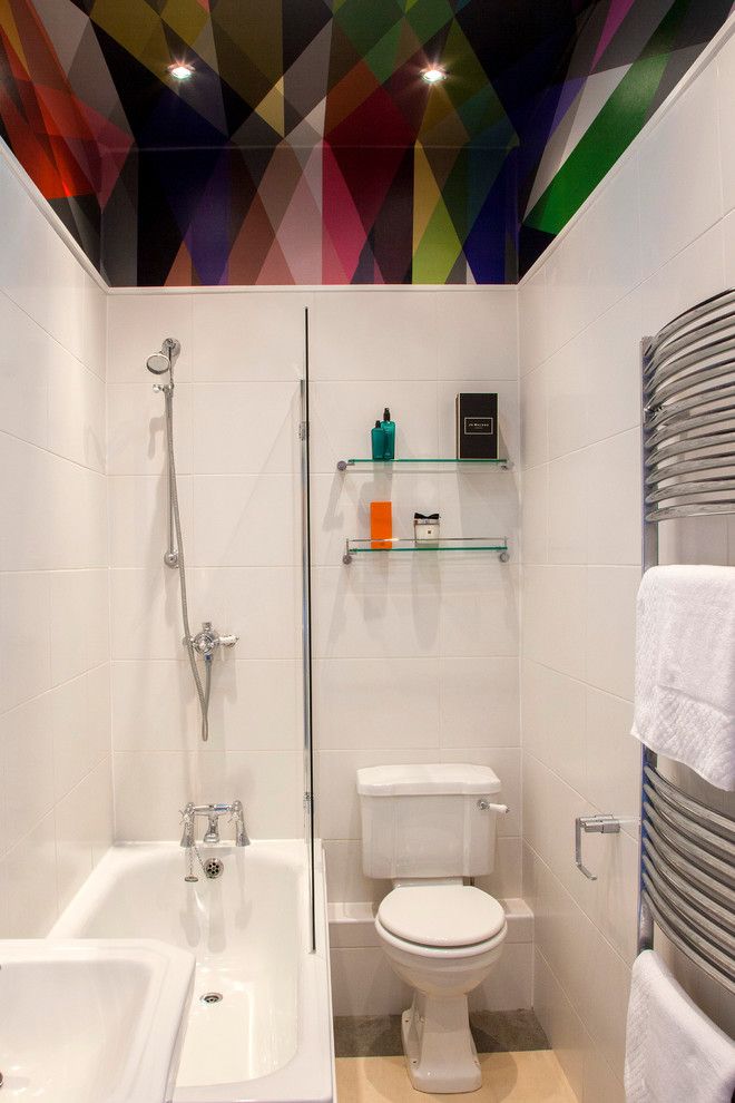 techo luminoso en el baño