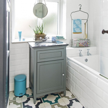 Cómo decorar bellamente el interior de un baño de 2 m²?-4