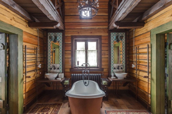 Gran baño de madera