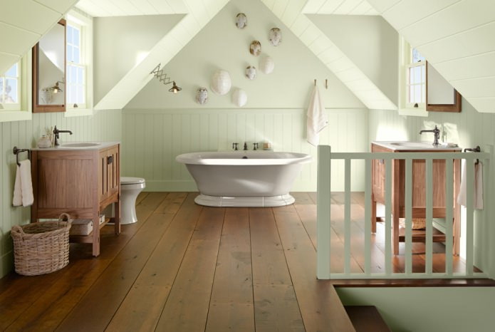 Baño abuhardillado a cuatro aguas