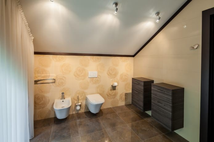 Lámparas giratorias en el baño
