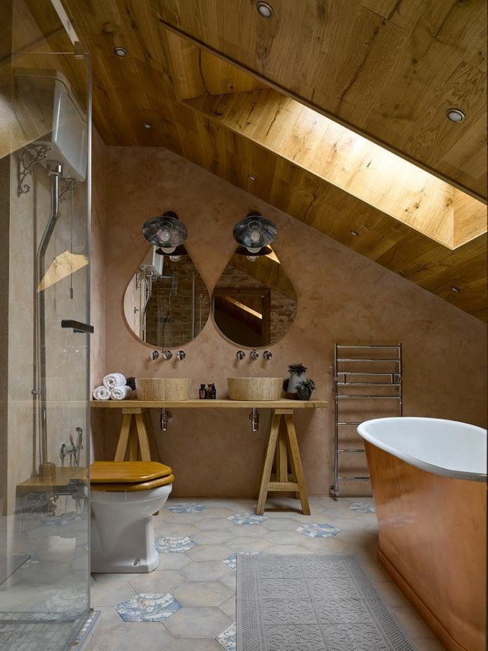 acabado de techo de madera en el baño