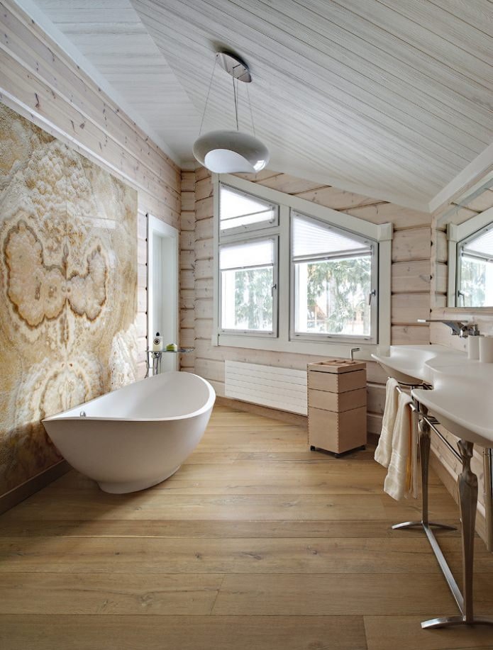 baño abuhardillado en tonos marrones y beige