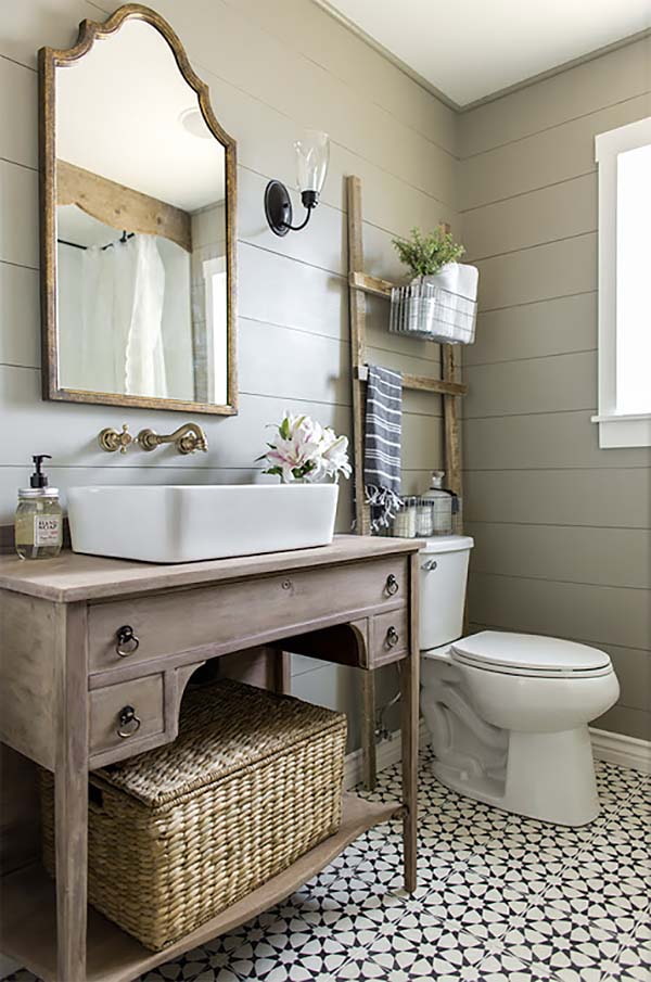 Baño con un toque provenzal