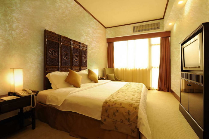 Yeso decorativo veneciano en el dormitorio