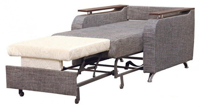 Cama-silla con mecanismo de delfín