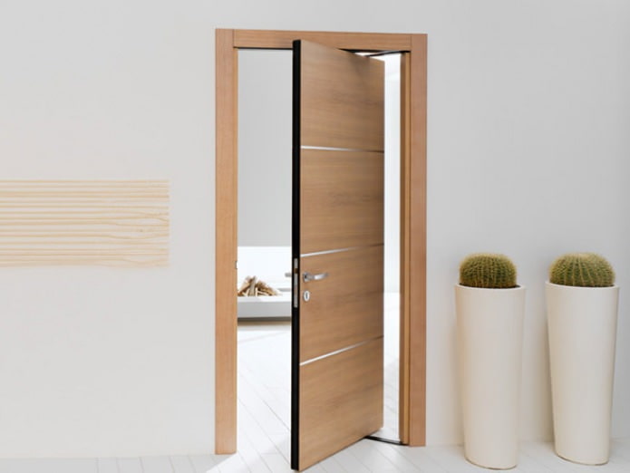 puerta giratoria interior