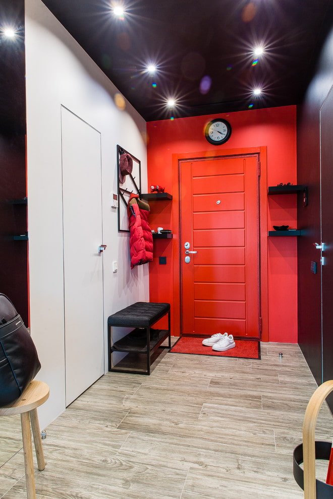 puertas de entrada de colores en el interior