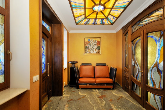 Modelo de puerta de entrada de estilo Art Nouveau
