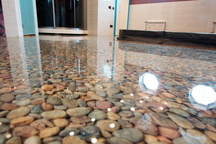 Suelo autonivelante para baño