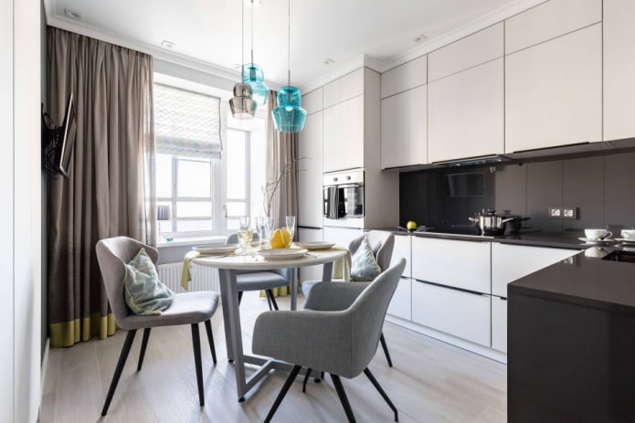 cocina clara de 14 m²