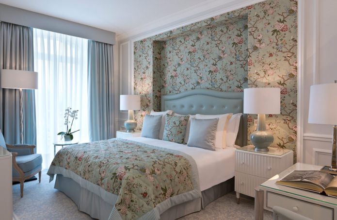 Papel pintado floral para el dormitorio