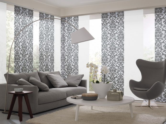 Paneles japoneses en interiores de estilo moderno