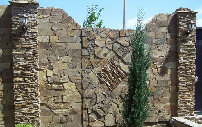 valla de piedra para casa