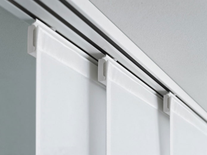 Fijación de cortinas japonesas