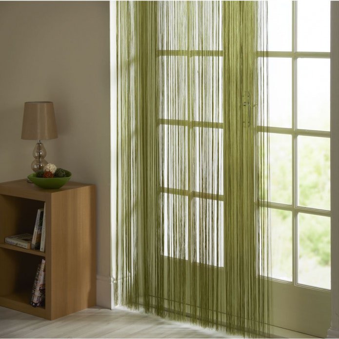 cortinas de hilo claro para ventanas francesas