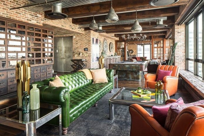 sofá verde en estilo loft
