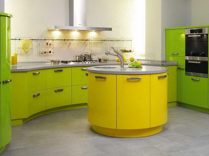 Fachada verde amarillenta de los muebles de cocina