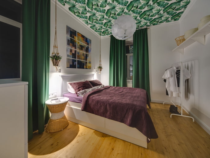 papel pintado verde con estampados para techo
