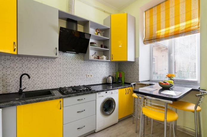 cortinas amarillas para el interior de la cocina