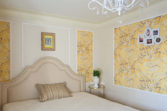 Decorar papel pintado con molduras