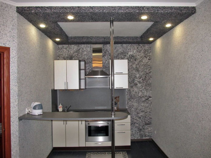 Papel pintado líquido gris en la cocina
